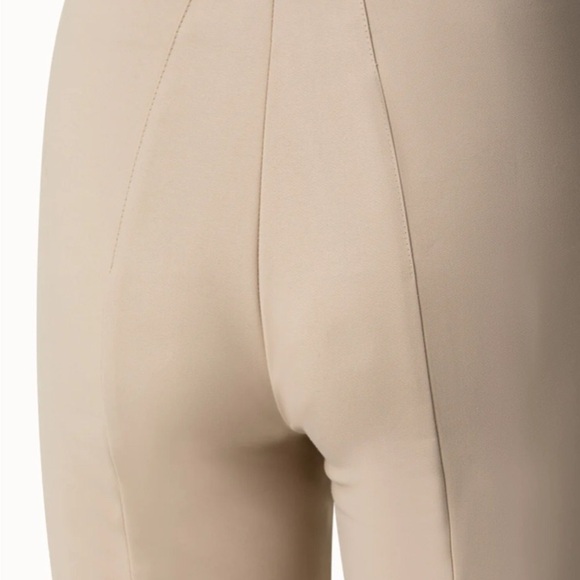 A-K-R-I-S Cotton Techno Stretch Pants
MELISSA NWOT - Picture 4 of 6